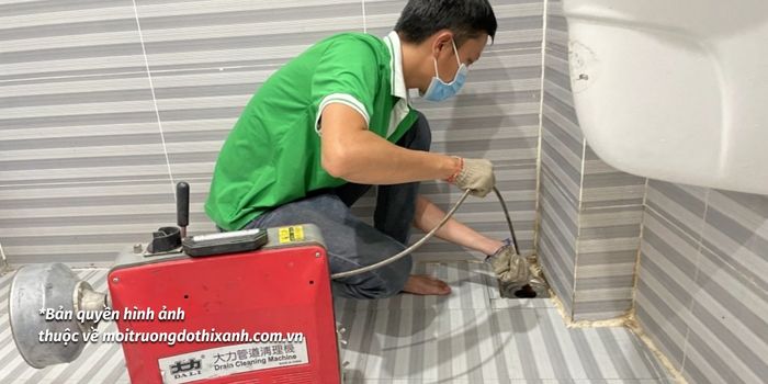 Thông cống nghẹt giá rẻ huyện Bình Chánh nhanh chóng, an toàn vệ sinh 