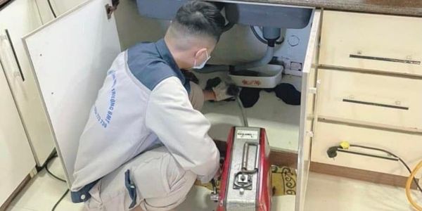 thông bồn rửa bát sạch triệt để có giá thành tốt nhất 