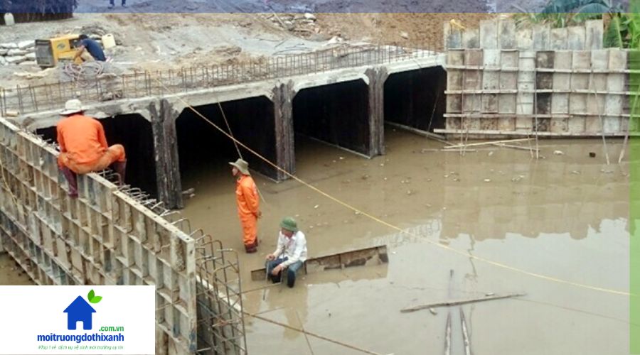 Cống thoát nước đang thi công