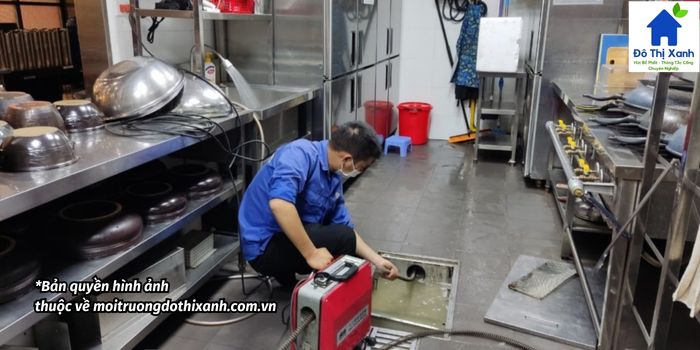 Dịch vụ thông cống nghẹt Hóc Môn an toàn vệ sinh tuyệt đối