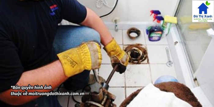 Dịch vụ thông cống nghẹt quận Tân Phú HCM giá rẻ PV 24/7
