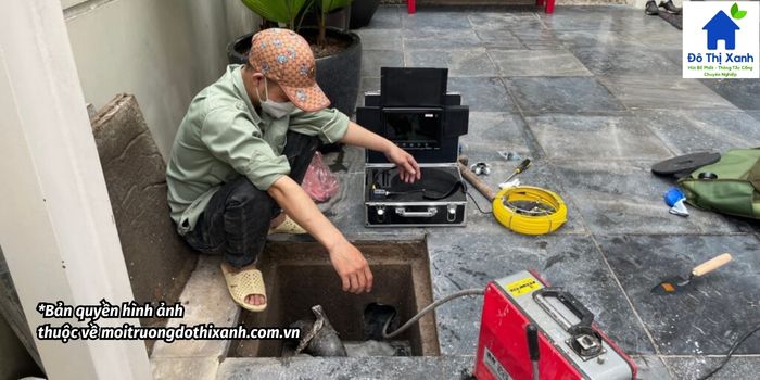 Dịch vụ thông cống nghẹt quận Tân Phú có mặt nhanh chóng, phục vụ 24/24