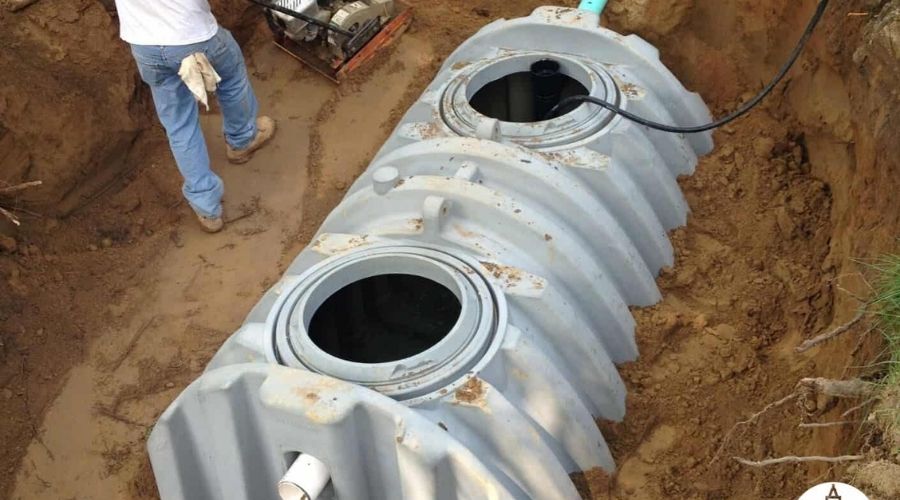 Hình ảnh vận chuyển bể phốt đúc sẵn tại công trình