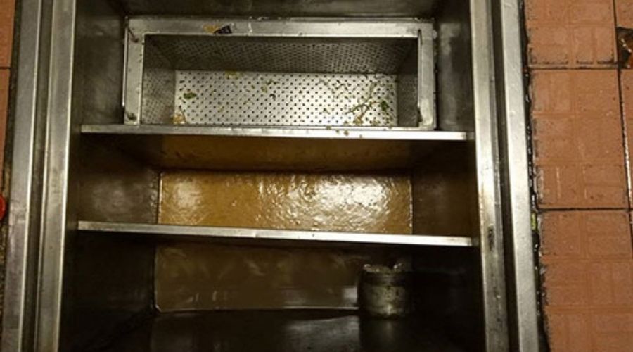 Xây dựng bể phốt phụ thuộc vào nhu cầu sử dụng của nhà hàng