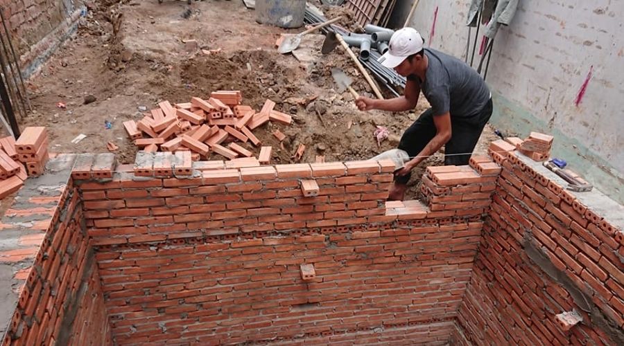 Trường hợp nên thi công xây bể phốt gạch.