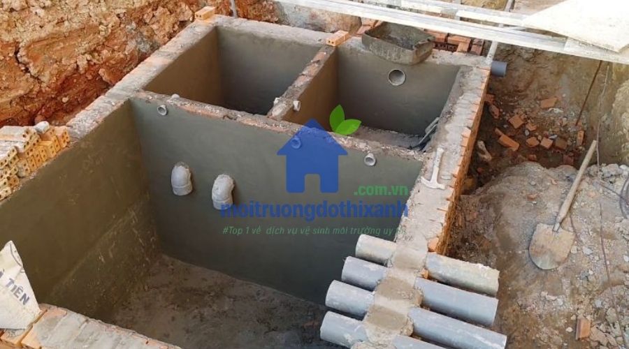 Ống chờ hút bể phốt có nắp đậy kín chống mùi hôi
