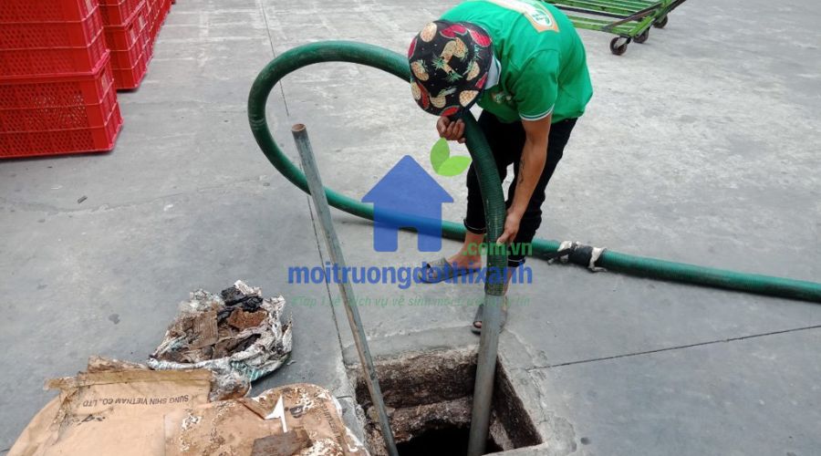 chọn ngăn hút bể phốt chính xác