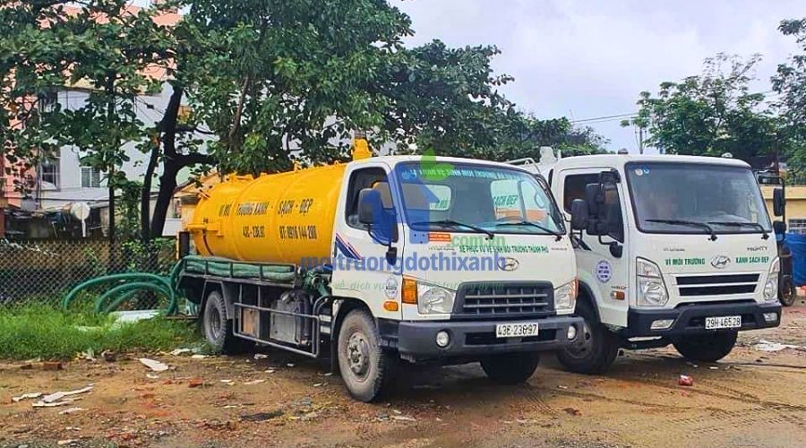 Hình ảnh thực tế rút hầm cầu nhanh gọn quận 2