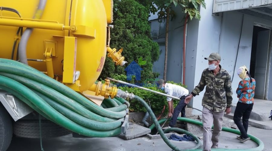 Hút bể phốt tại Hà Đông giá rẻ, triệt để - Bảo hành 10 năm