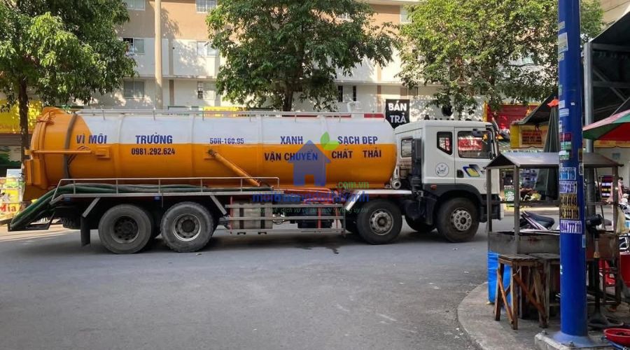 Dịch vụ hút bể phốt tại Ba Đình bằng xe bồn hiện đại
