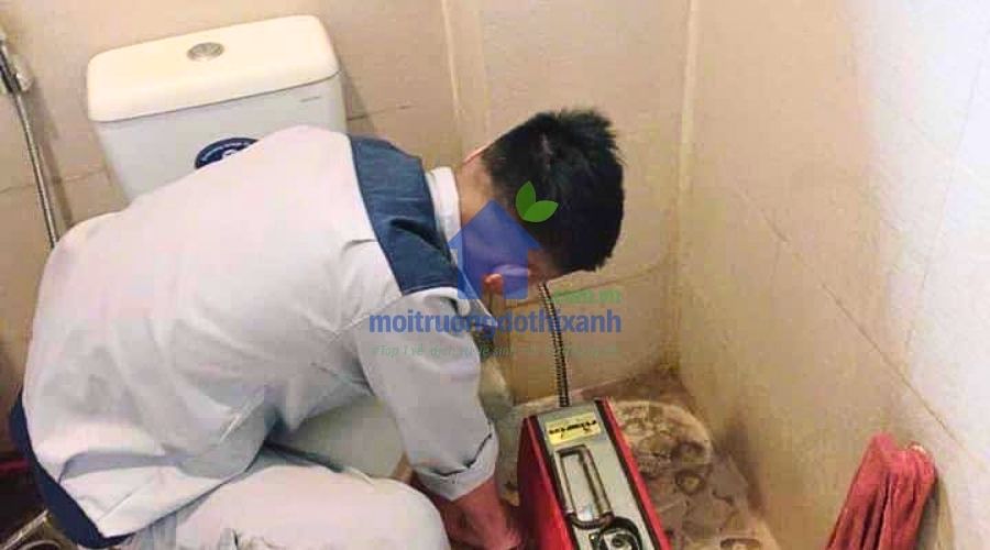 hút bể phốt qua bồn cầu nhanh chóng