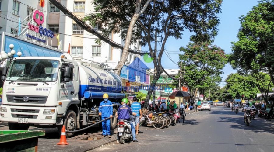 Hút hầm cầu quận 10 giá rẻ, triệt để - Bảo hành 120 tháng