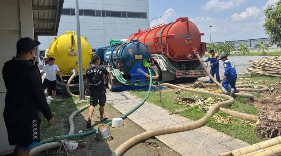 Hút hầm cầu Tây Ninh uy tín, giá rẻ - Xử lý triệt để