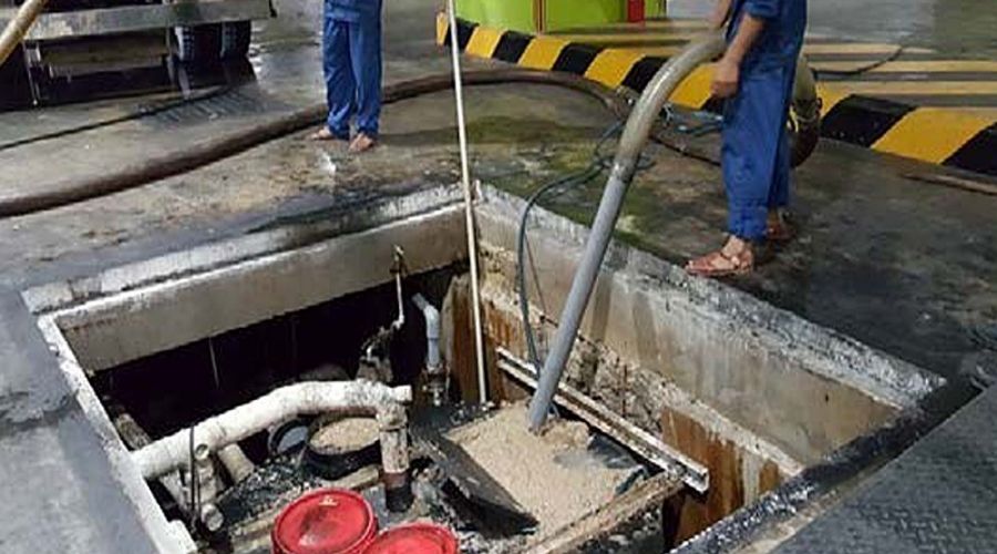 Quy trình hút bể phốt chuyên nghiệp tại nhà dân

