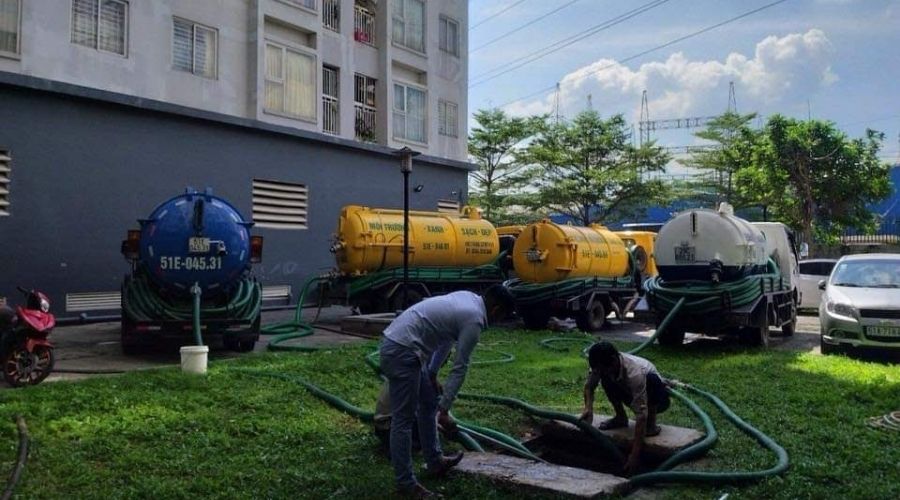 Quy trình hút bể phốt chân không an toàn