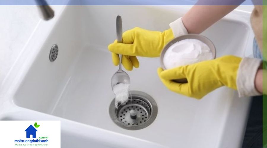 quy trình thông tắc cống bằng muối bột