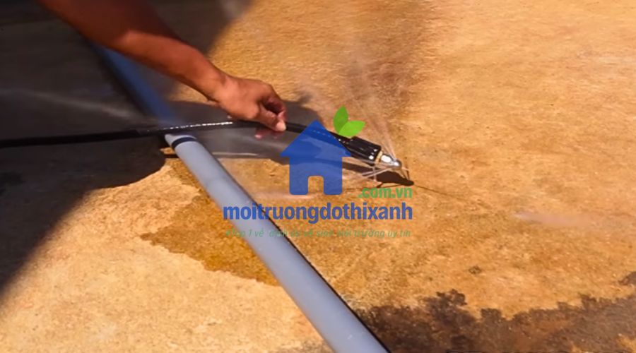 cách dùng máy thông cống áp lực nước