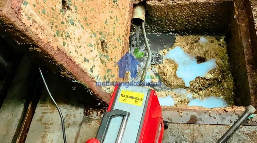 thông tắc cống tại đông anh