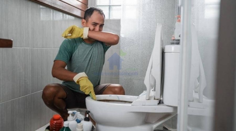 Những lưu ý về an toàn và môi trường khi sử dụng bột thông cống