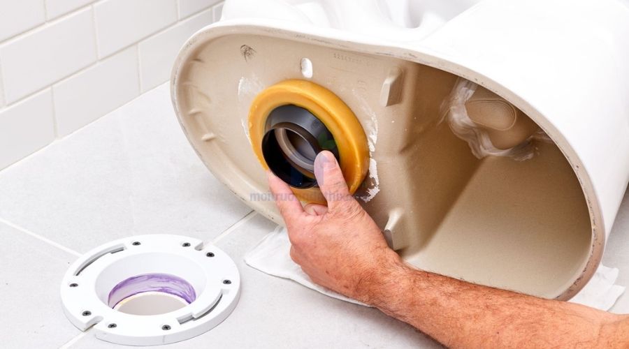 Hướng dẫn chi tiết cách xoay gậy thông bồn cầu