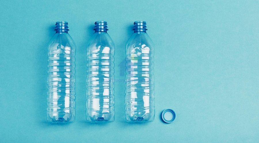 Mẹo hay: Cách thông tắc bồn cầu bằng chai nhựa siêu hiệu quả