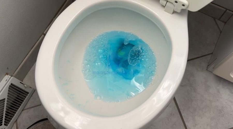 Thông tắc bồn cầu bằng xà phòng nhanh chóng