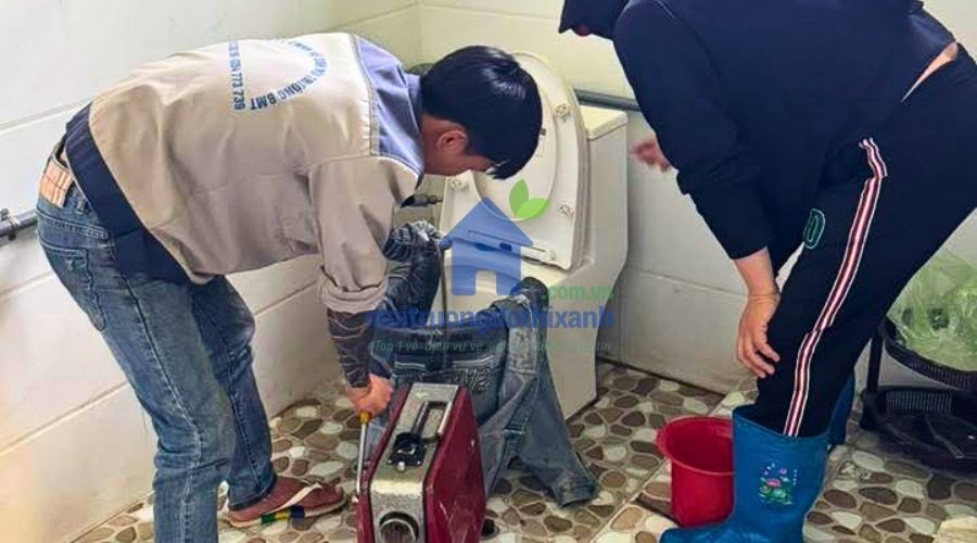 Quy trình thông tắc bồn cầu chuyên nghiệp