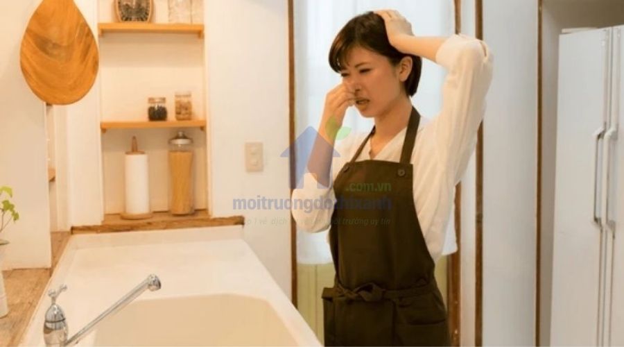 bồn rửa bát có mùi hôi: Nguyên nhân và Cách xử lý triệt để