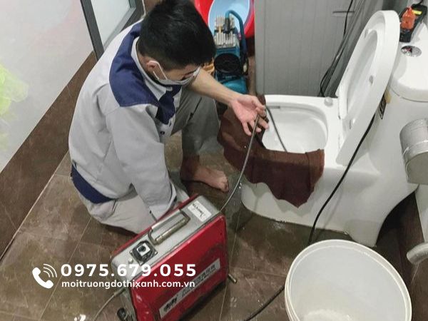 thông bồn cầu phường Hiệp Phú quận 9