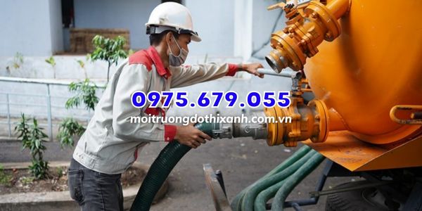Dịch vụ hút bể phốt tại Đông Anh Thuận tiện hiệu quả.